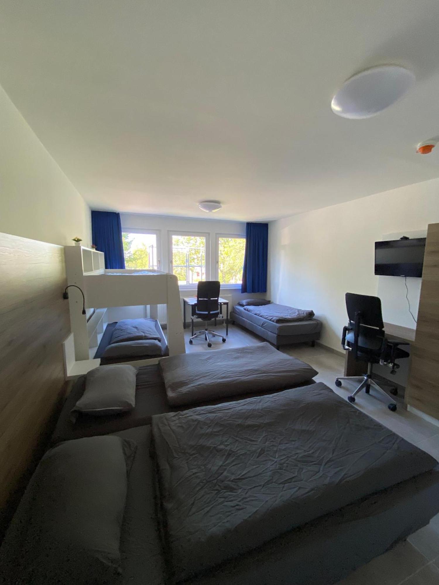 Mk Hostel Oyten - Free Wifi & Parking - 24H Check-In Dış mekan fotoğraf