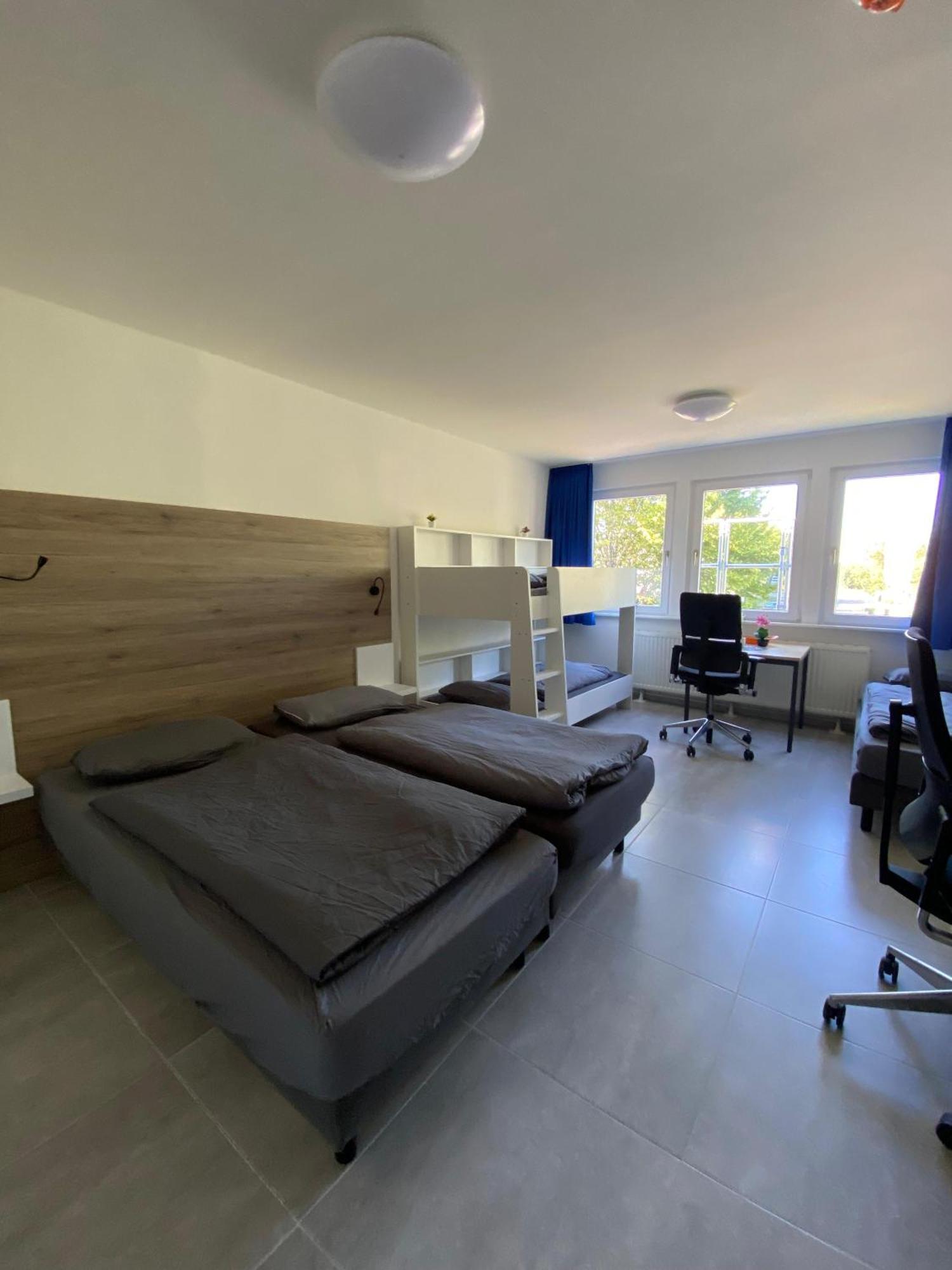 Mk Hostel Oyten - Free Wifi & Parking - 24H Check-In Dış mekan fotoğraf