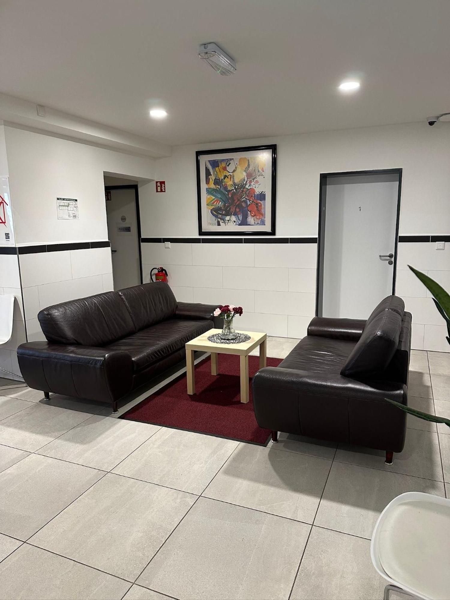 Mk Hostel Oyten - Free Wifi & Parking - 24H Check-In Dış mekan fotoğraf